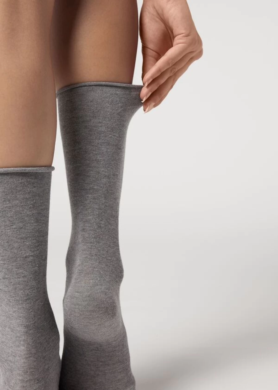 Calzedonia Women's Smooth Cotton Mid-Calf Socks in 042 - Grigio Medio Melange