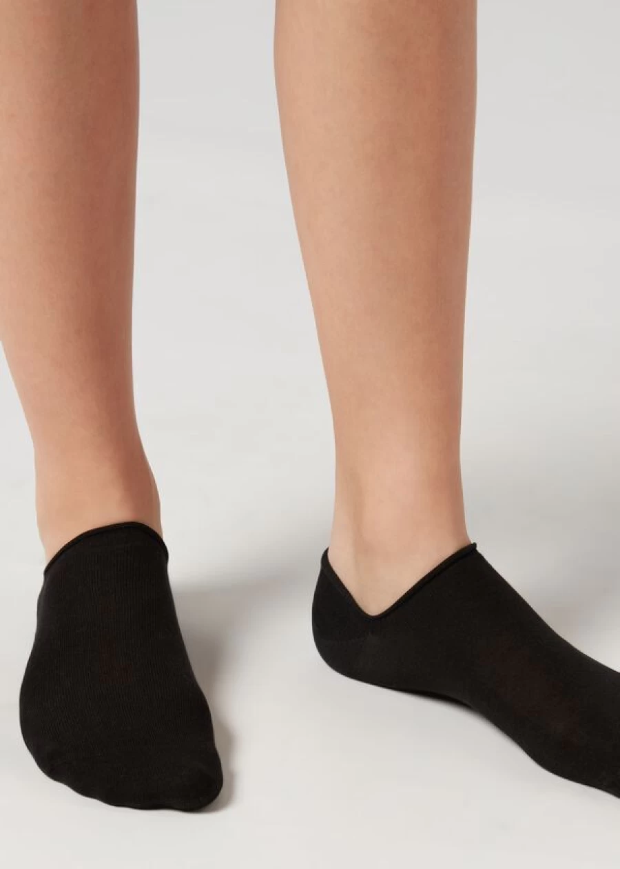 Calzedonia Unisex Black Cotton Pop Socks - Stylish and Comfortable Footwear