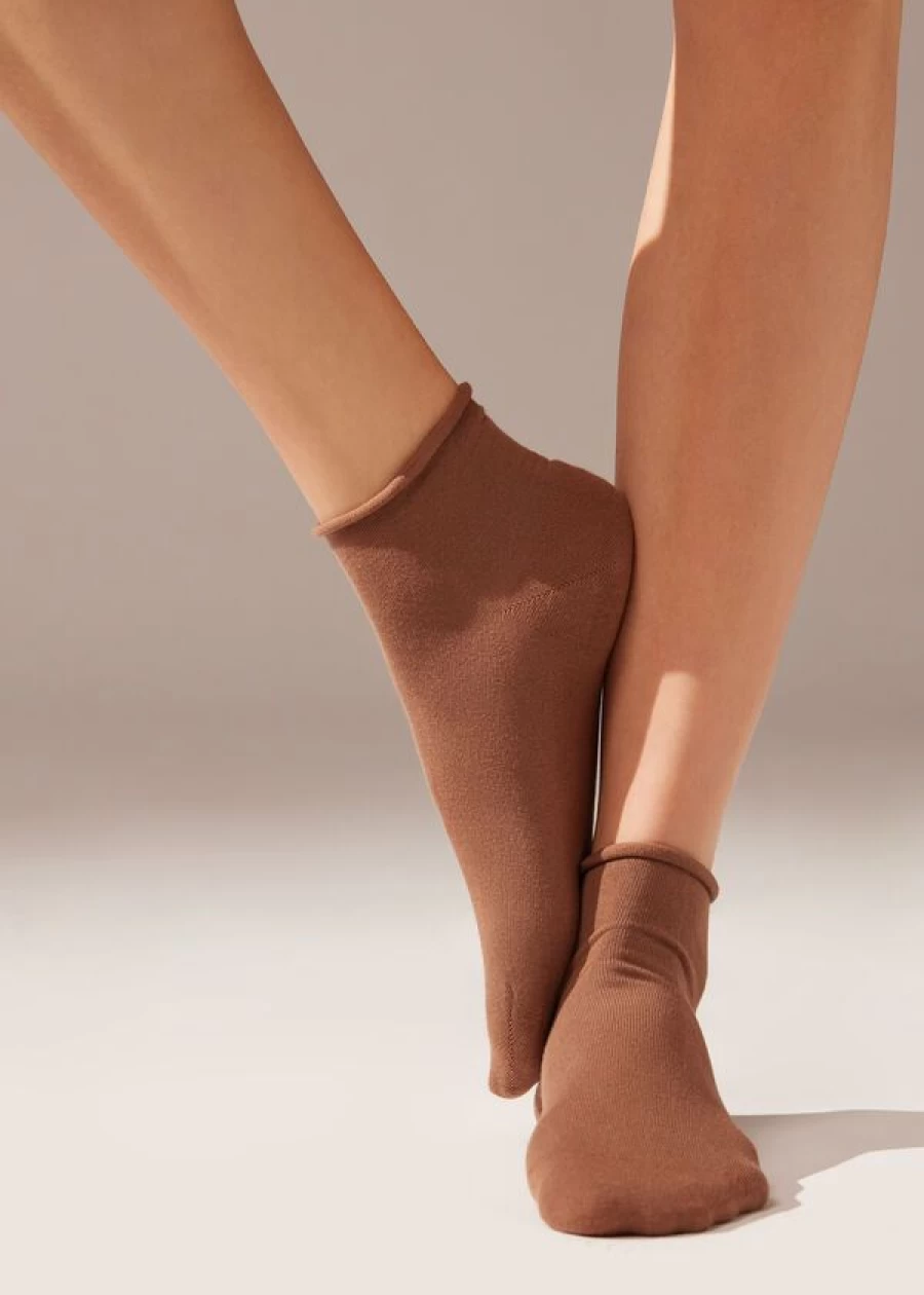 "Calzedonia Cotton Ankle Socks in 151D Marrone Nocciola Color"