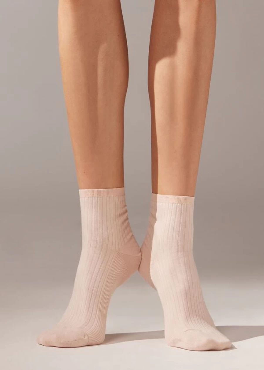 Calzedonia Ribbed Short Socks in 746 - Pale Pink for Women